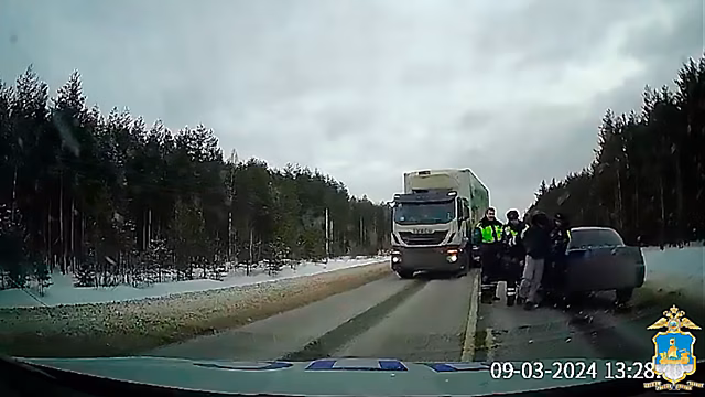 Злостный нарушитель ПДД вновь задержан полицией в ходе погони в Костромской области за нетрезвую езду