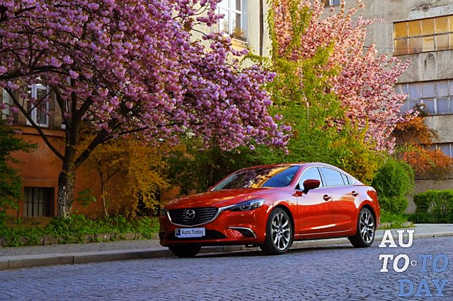 Яркий тест-драйв Mazda 6: Через запад – на восток