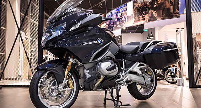 BMW ввела в России инновационный сервис аренды мотоциклов BMW Motorrad