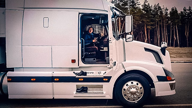 Королева дальнобоя: тягач Volvo, о котором мечтает каждый водитель