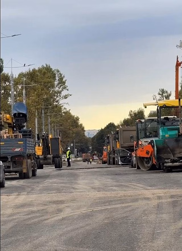 Движение по двум полосам Фадеевского путепровода в Краснодаре откроют в октябре
