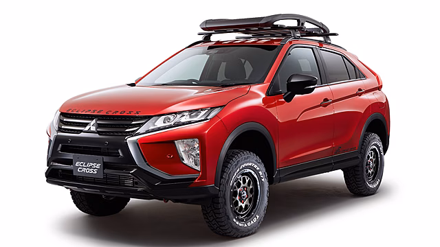 Mitsubishi Eclipse Cross поднимется над собой в Токио