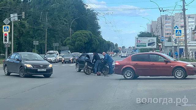 В Вологде сбили мотоциклиста на ул. Ленинградской