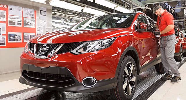 В Великобритании стартовала массовая сборка нового Nissan Qashqai с электродвигателями