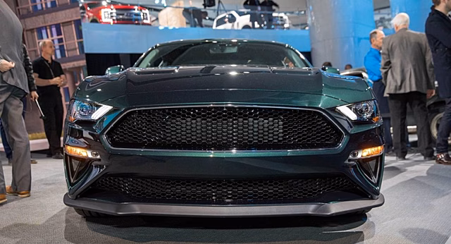 Компания Ford вывела на испытания мощный Mustang GT