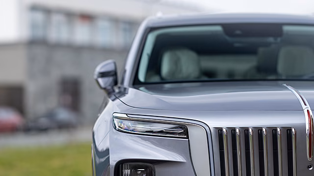 Компания Hongqi создала сверхбыструю зарядку для электромобилей