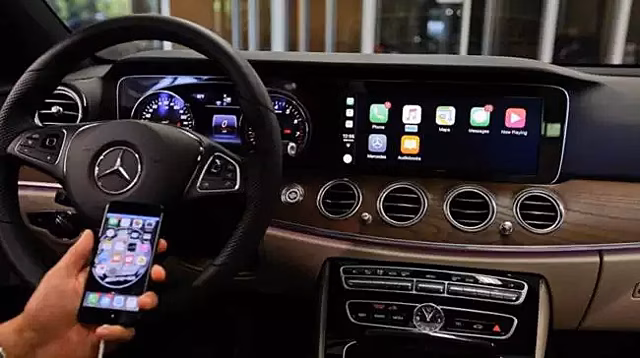 Android Auto и Apple Car оказались опаснее алкоголя