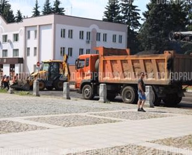 В Долгопрудном отремонтировали половину от запланированных дорог