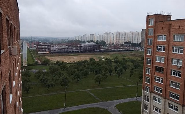 В Курске вместо долгостроя на Клыкова собираются строить гостиницу и торговые ряды