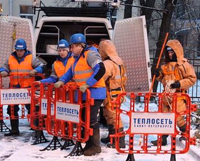 АО «Теплосеть Санкт-Петербурга» пополнило автопарк новой спецтехникой