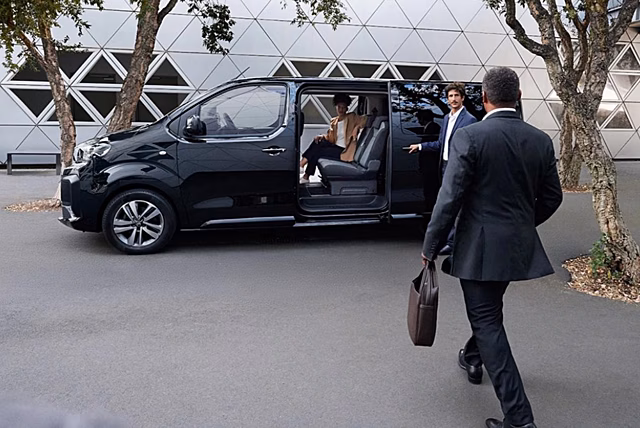 В РФ стартуют продажи минивэна Citroen c гарантией: сколько он стоит