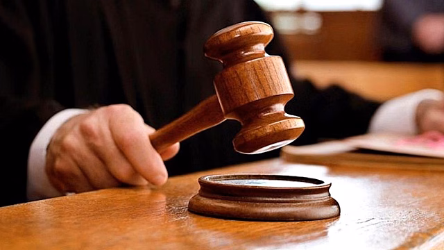 Суд отказал автоледи в компенсации ущерба, нанесённого калиткой