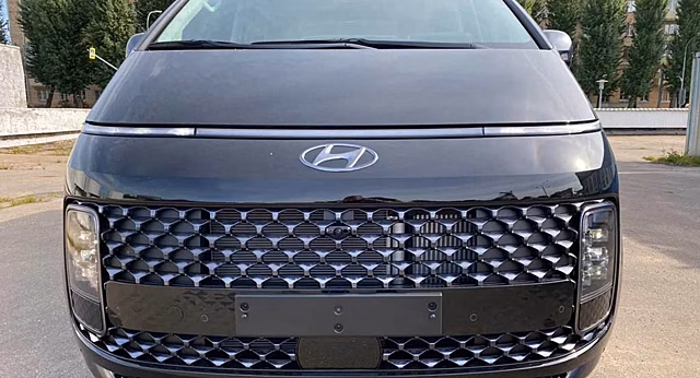Hyundai Staria — люксовый минивэн для России