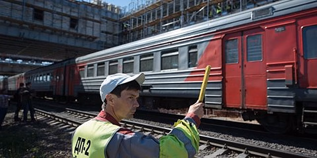 Более 200 переездов на Московской железной дороге отремонтируют до конца года