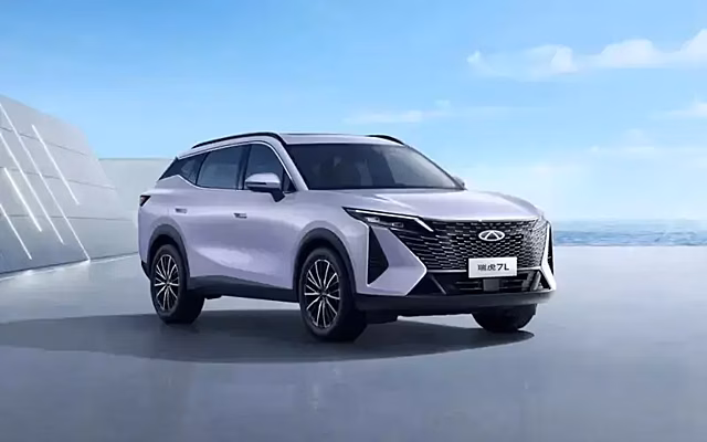 Chery показала Tiggo 7L с новой оптикой
