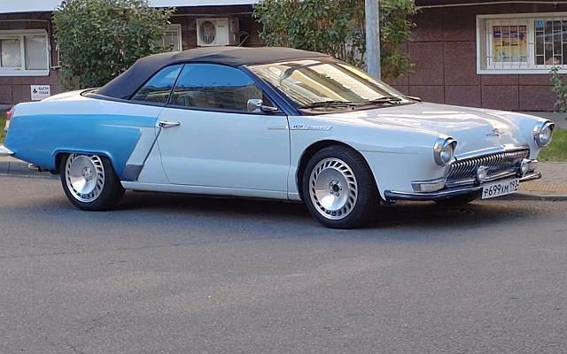 В Краснодаре обнаружен очень странный Chrysler Sebring