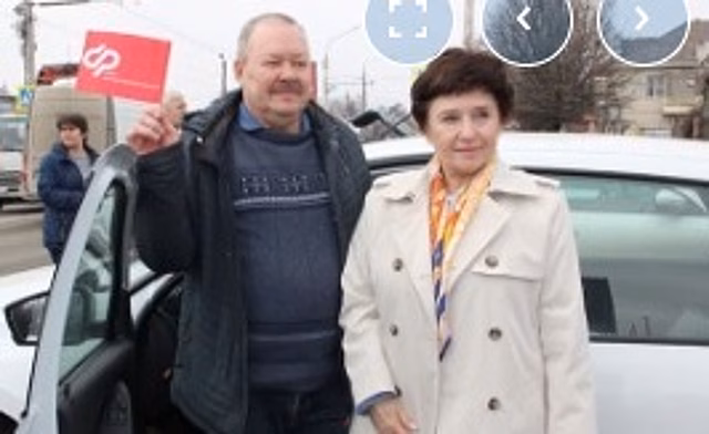 Новые автомобили получили более 20 пострадавших на производстве жителей Дона
