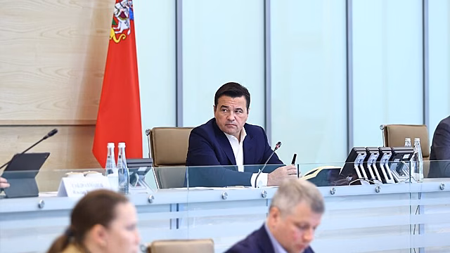 Андрей Воробьев отметил важность решения вопроса с мигрантами
