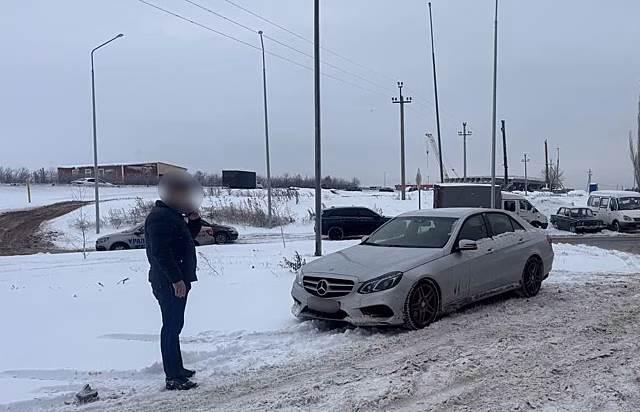 В Оренбурге «поймали» лихача, который устроил дрифт на улице Советской
