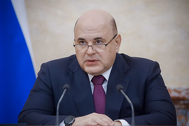 Мишустин назвал приоритетным создание подъездных путей к соцучреждениям
