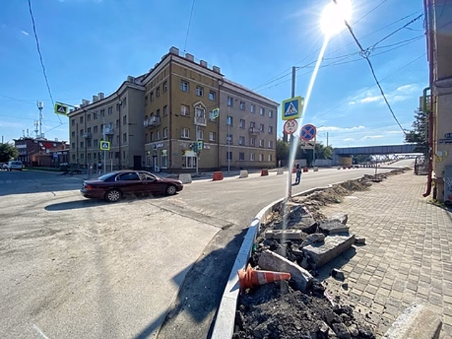Улица Суворова открылась после ремонта: что изменилось для пешеходов, пассажиров и автомобилистов