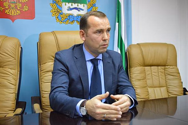 Шумков указал федеральным дорожникам на плохое качество ремонта трасс
