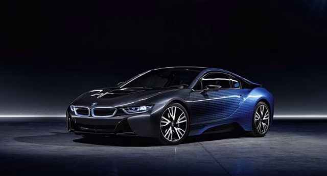 BMW начала продажи электрического седана 3-Series