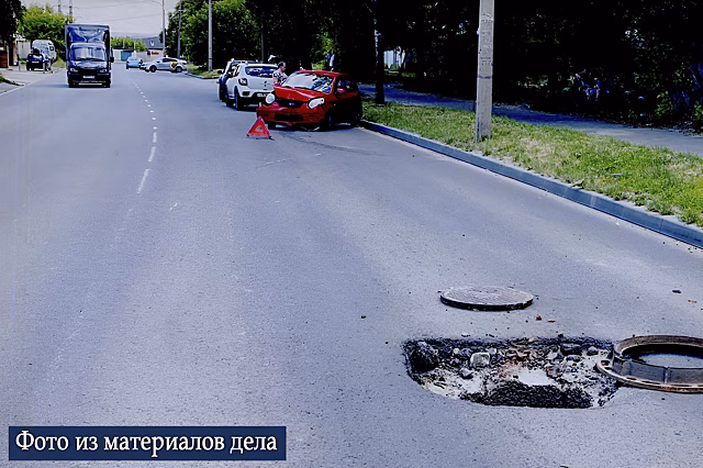 Дорожники заплатят за поломку авто