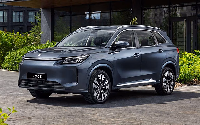 Российский бренд обновляет две модели — полный привод уже доступен!
