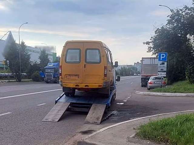 Водитель автобуса без прав попался полицейским в Кемерове