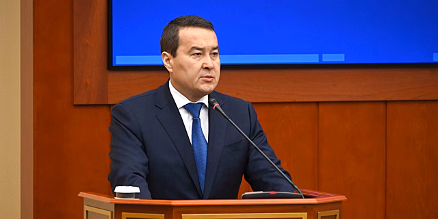 Алихан Смаилов поручил устранить все нарушения на самом крупном рынке Казахстана