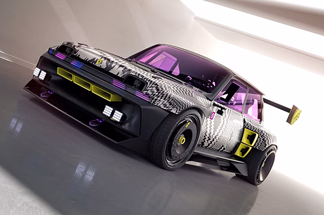 Renault показала 5 Turbo 3E: концепт является отсылкой к спортивным моделям 80-ых годов