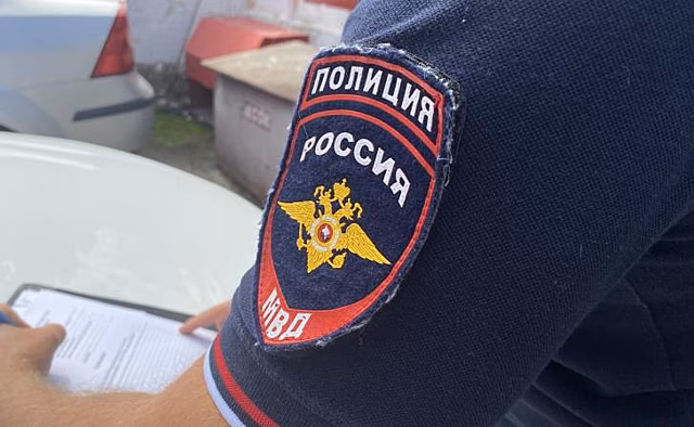 В Курске полицейские нашли девушку, причастную к мошенничествам в пунктах выдачи интернет-заказов