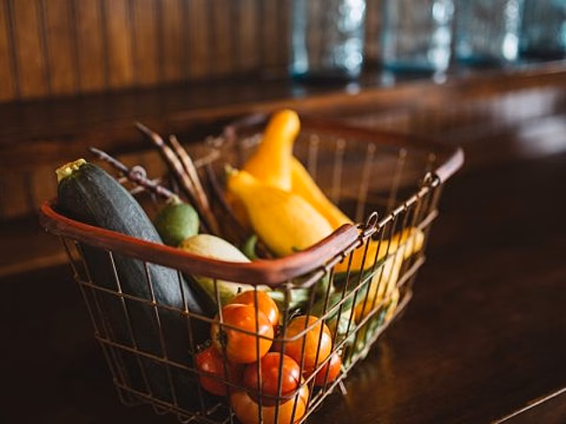 Саратовская область лидирует в ПФО по дешевизне минимального продуктового набора