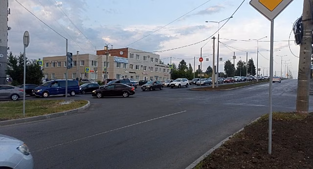 Новая дорога в Курске не разрешила проблему заторов