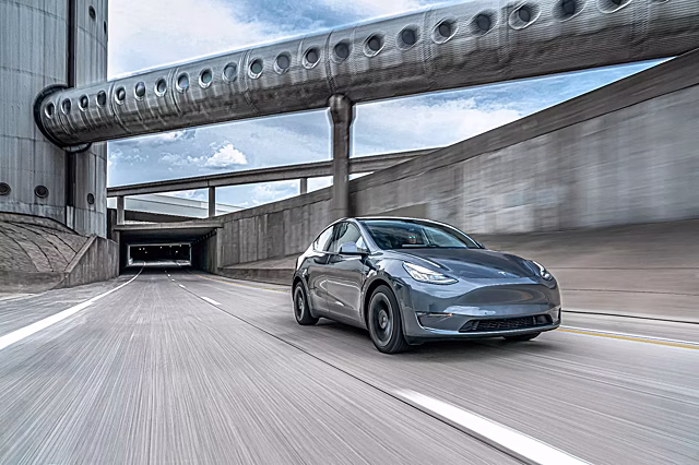 Цифра дня: сколько Tesla потратит на быстрые зарядки для электрокаров