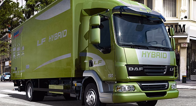 С конвейера сошел 200-тысячный DAF LF