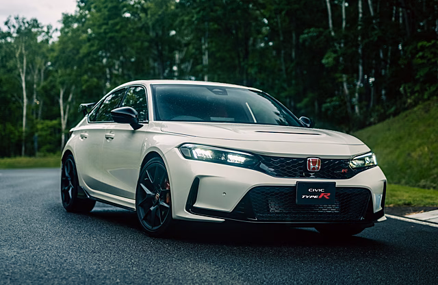 Новый Civic Type R от Honda может получить подключаемую гибридную трансмиссию в будущем