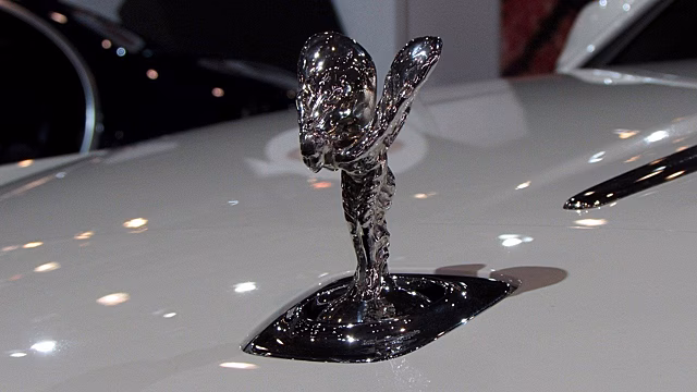 Спасение бизнеса стало важнее нового Rolls-Royce