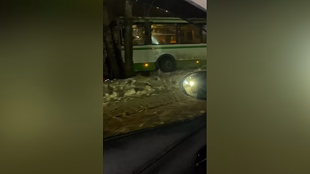 У автобуса с пассажирами отказали тормоза в Амурской области