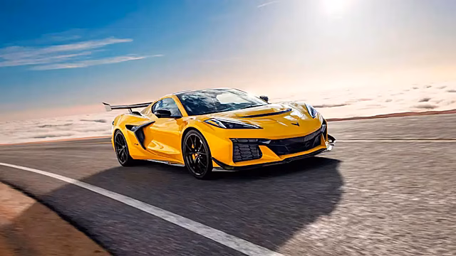 Появились подробности о гоночных пакетах Z52 для Corvette Grand Sport 2027 года