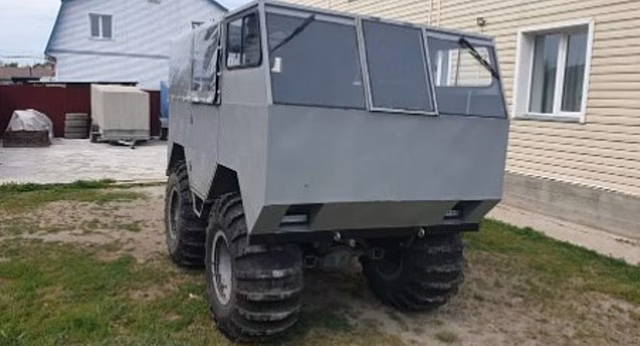 Российский ответ Tesla: «Кулибин» из глубинки собрал вездеход по типу Cybertruck