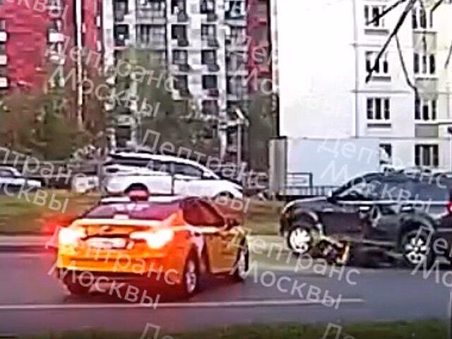 Подросток попал в больницу в результате ДТП на востоке Москвы