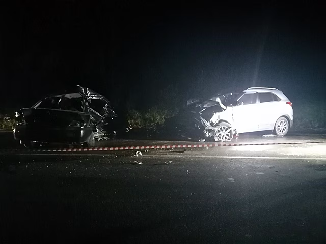 Женщина погибла в жуткой аварии на трассе под Костромой