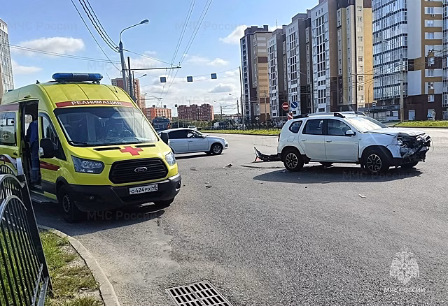 Три человека получили травмы в ДТП на Правобережье