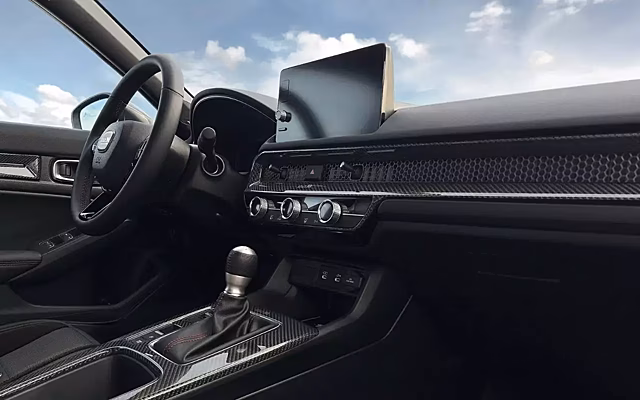 Honda Civic превратили в Dodge Challenger: представлен интересный редкий проект