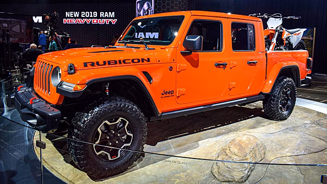 Инженеры Jeep предложили инновационное решение для передней лебедки