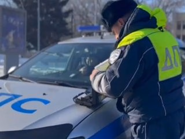 В Уфе задержали водителей «Ауди» и «БМВ», которые накопили более 300 штрафов