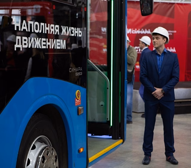 Водитель-испытатель рассказал, как работает новый челябинский троллейбус