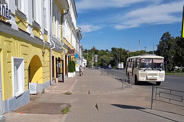 Палки в колеса: как в Петрозаводске бодро начали транспортную реформу, но вернулись обратно к пазикам
